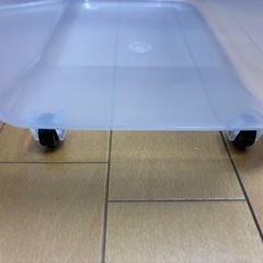 【ほぼ新品でお買い得❣️】米びつフードストッカー　10キロ用を２つの画像