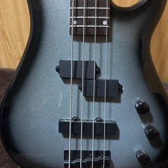 フォトジェニック　エレキベースの画像