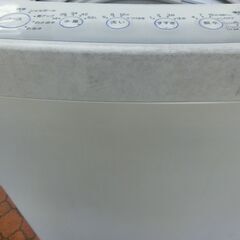 ID 704404　ハイアール　7K　２０２２年製　JW-E70CF　日焼け大の画像