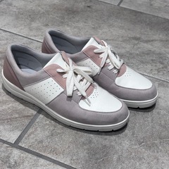 24.5 モールウォーキング シューズ スニーカーの画像