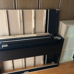 ダブルベッドフレームの画像