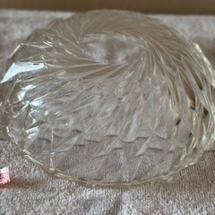 ガラスの大鉢の画像