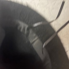 黒のファー帽子の画像