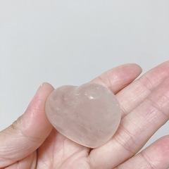 ローズクォーツ　ハートの画像