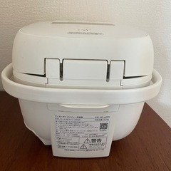 炊飯器の画像