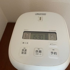 炊飯器の画像