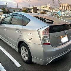 コミコミ価格！車検付即乗り！　プリウス　エアロ付　スタッドレス付の画像
