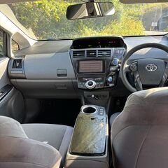 平成23年式　トヨタ　プリウスα　車検付の画像