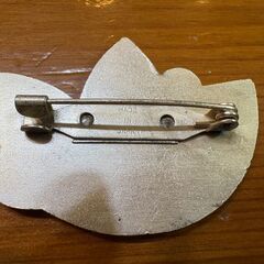 アディダスのヴィンテージピンバッジ　1972年　スノーボードの画像