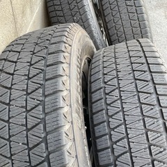 ブリジストン2022年製225/65R17 アルミセットの画像