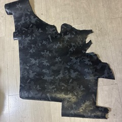 牛革　迷彩柄
の画像