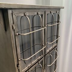 扉付 飾棚 【直接引き取り希望】の画像