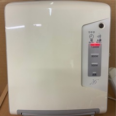 ★今の時期にお勧め★⭐︎ヒートショック対策⭐︎脱衣所ファンヒーター・人感センサー付き・DWC-A1207-WH・壁掛け式・最大1200W・約横幅27.5cm×縦34cm ※商品の詳しい状態等は現物にてご確認ください。の画像