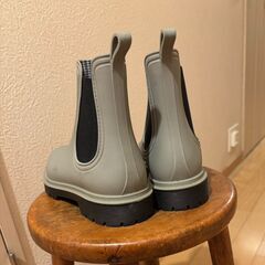 ワークマン　レインシューズ　サイドゴア　レディースMサイズ　グレーの画像