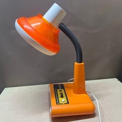 アラームクロック付き卓上ライト の画像