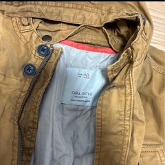 ZARAキッズアウターの画像