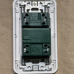 パナ ソニック埋込電子浴室換気スイッチセット WTP53916WPの画像