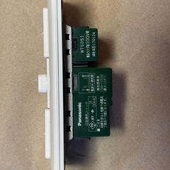 パナ ソニック埋込電子浴室換気スイッチセット WTP53916WPの画像