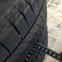 ブリザックスタッドレス4本セット205/60r16の画像