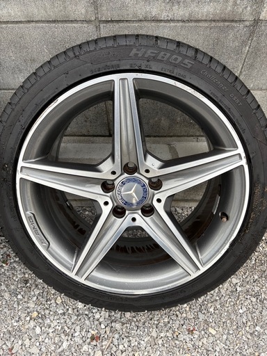 メルセデスベンツw205AMGライン18インチほいーるホイール
