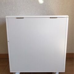 ドレッサー　メイクワゴンの画像