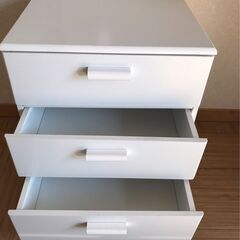 ドレッサー　メイクワゴンの画像