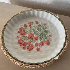キッシュ皿 and バスケットの画像