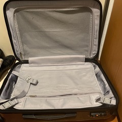 キャリーケースの画像