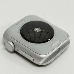 【良品】Apple Watch SE 第2世代/GPS/40mm/A2722/シルバー〈MRTT3J/A〉の画像