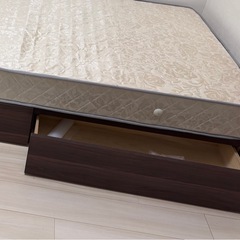 セミダブル引き出し付きベッドフレーム＆マットレスの画像