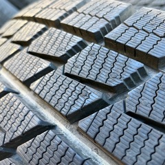 スタッドレスタイヤの画像