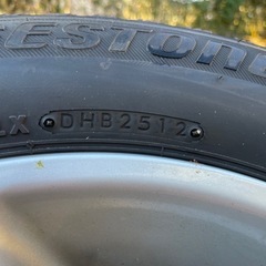 スタッドレスタイヤの画像