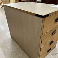 ★リユースのサカイ高崎店★TJ13436  チェスト ベージュ H63.5×D75×W45.5 クリーニング済みの画像