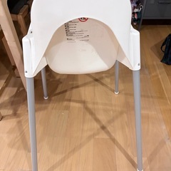 IKEA  子どもチェアー　ベビーチェアー
の画像