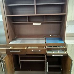 リユースのサカイ栃木店★ジモティ割あり★  食器棚 ブラウン W120×D43×H190 クリーニング済み TC11727												の画像