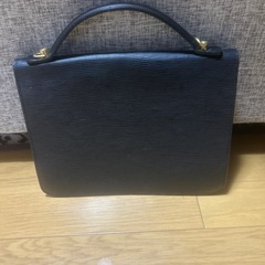 ルイヴィトン、GUCCIの画像