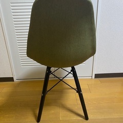 【無料】シェルチェア 引き取り限定の画像