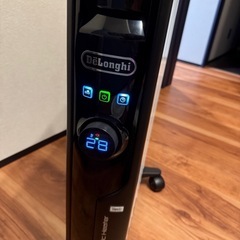 新品未使用!! 10-13畳 用De’Longhi (デロンギ) マルチダイナミックヒーター MDHS15-BKの画像