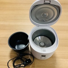 美品！炊飯器1.5合　コイズミの画像