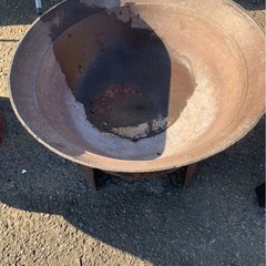 鉄釜（直径56cm）の画像
