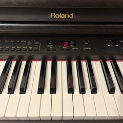 電子ピアノ　Roland 　