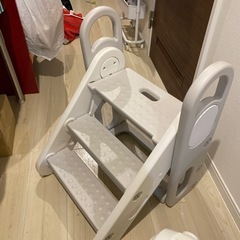 キッズ/ベビー用　階段　補助台　台の画像