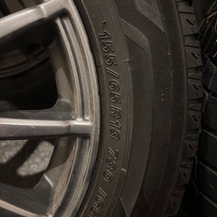 軽スタッドレス、ホイール付きの画像