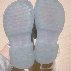 子供光るシューズ/サンダル16cmの画像