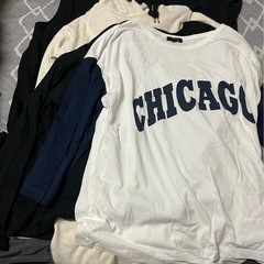 adidasジャンパー、ジャンパースカート、セーター、カーディガンなどまとめて7点の画像