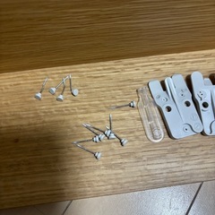 壁につけられる家具 2つの画像