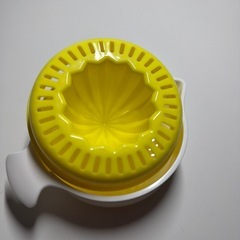 レモン搾り器の画像