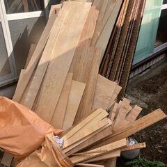 照明器具・木材・畳・障子・陶器・物干し竿台など不用品差し上げます。の画像