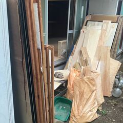 照明器具・木材・畳・障子・陶器・物干し竿台など不用品差し上げます。の画像