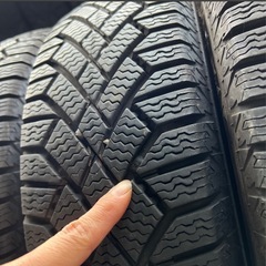 【埼玉県所沢市】直接来店のみ 組替え作業代含  155/65R14 スタッドレス コンチネンタル　中古タイヤ4本  2021年製の画像